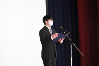 新入生代表挨拶